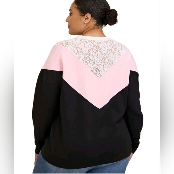 Torrid Oversized Relaxed Fit Soft Fleece Cheveron Colorblock Sweatshirt Size 1X - Picture 4 of 6